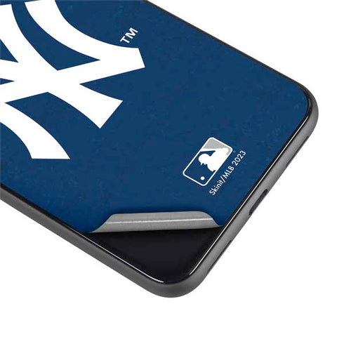 MLB New York Yankees - Solid Distressed Google Pixel 4 XL Skin